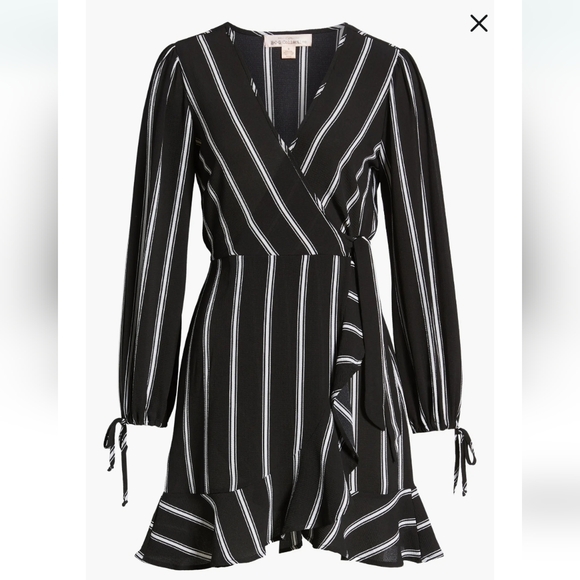 Band of Gypsies Women's Medium Black Pinstripe Faux Wrap Dress - Picture 9 of 16